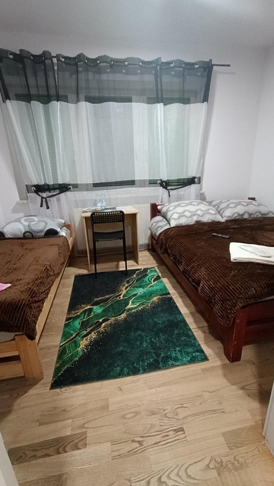 Saska Ochota Forest Guest House Varsavia Esterno foto